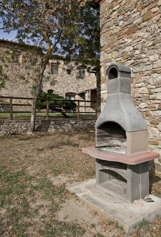 Agriturismo Il Torrione Lecchi Bagian luar foto